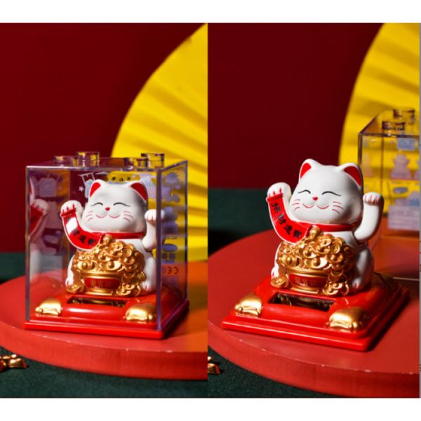 Манекі Неко з сувоєм на сонячній батарейці Білий