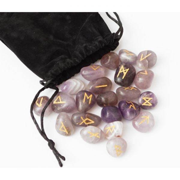Набор рун для гадания из натуральных камней в мешочке Аметист