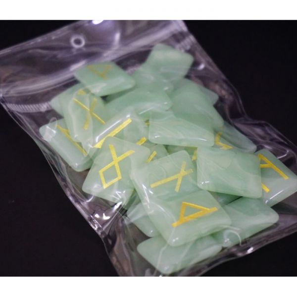 Набір РУН для ворожіння Зелений авантюрин