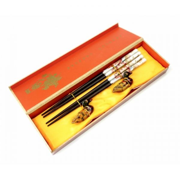 Палички, для суші 2 пари + 2 підставки в подарунковій коробці  № 4